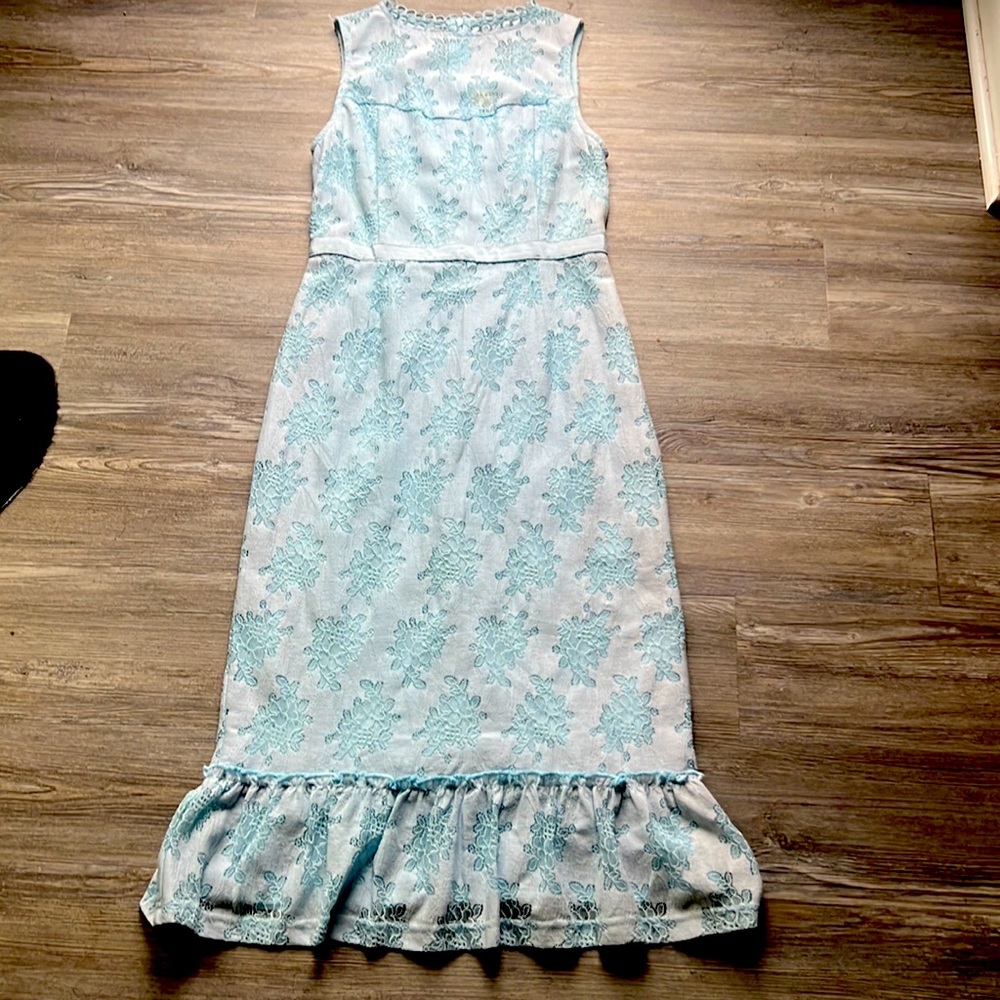 Baby blue dress